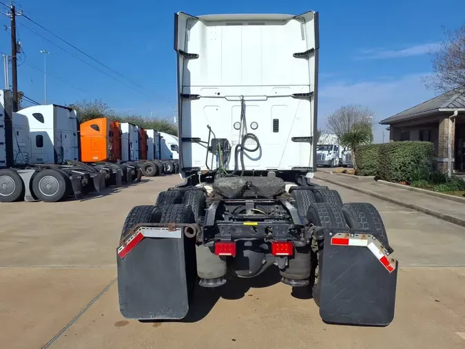 2020 NAVISTAR INTERNATIONAL LT625 SLPR CAB