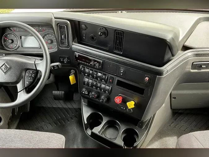 2021 INT LT625 6x4
