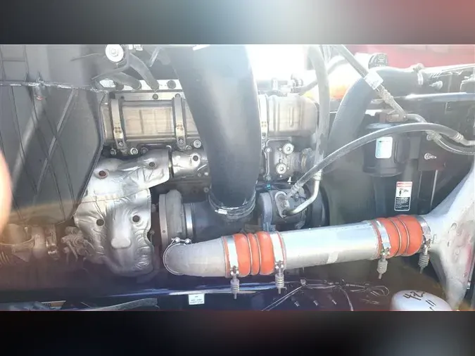 2021 FREIGHTLINER CA126