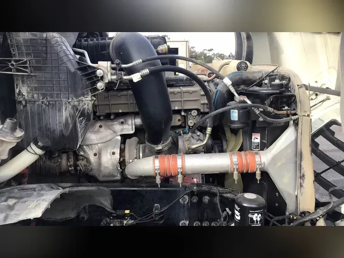 2020 Freightliner Cascadia 12685101ef8adb77141cfb1ada7fc0cce37