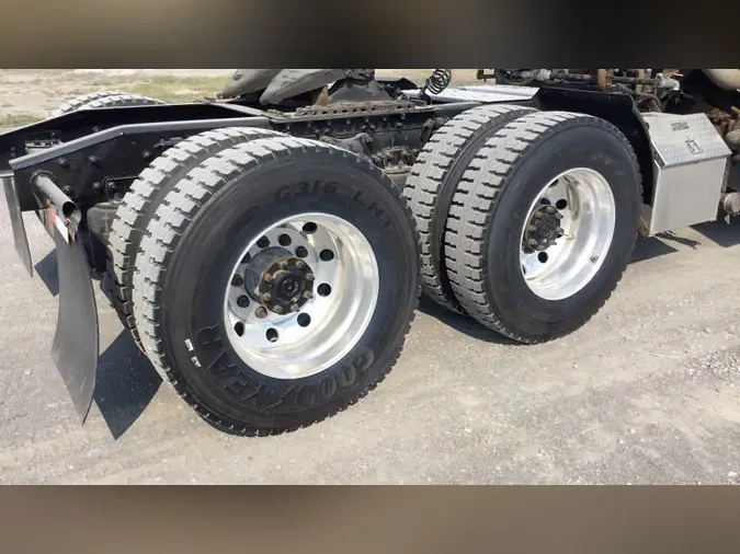 2020 Freightliner Cascadia 126851acd1c84b6d31adf97577f1eb27402