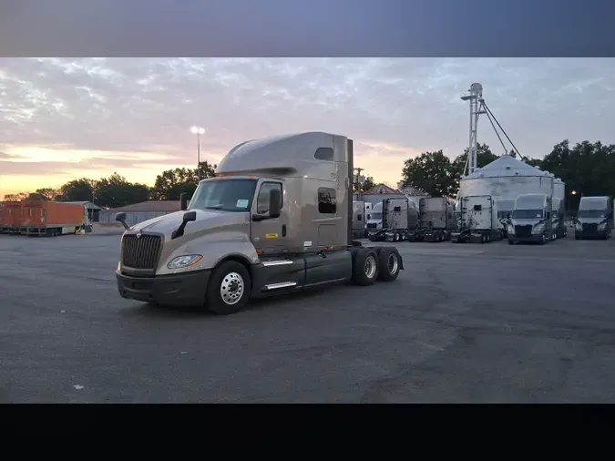 2022 International LT851cea6a82c82744b2a9fd8912d6d239