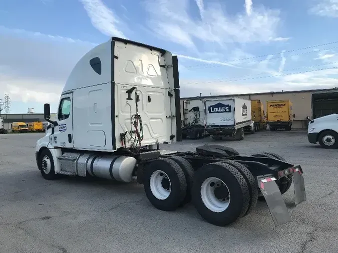 2019 Freightliner T12664ST