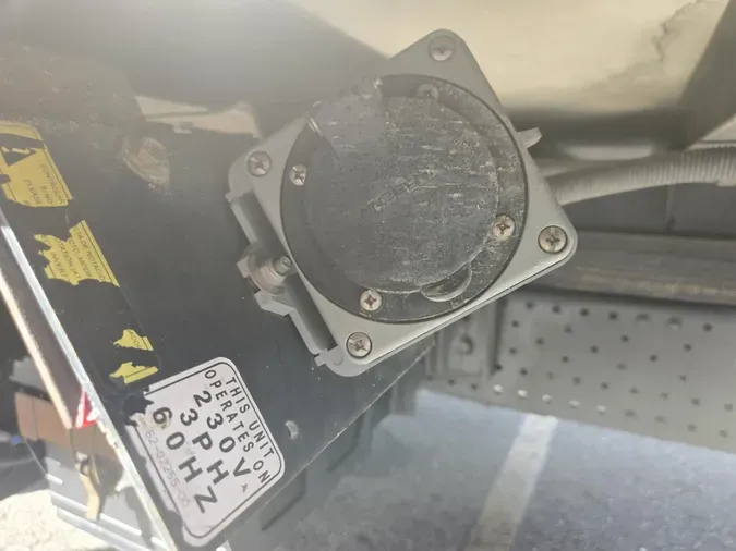 2018 Isuzu NPR-HD851f06b0521027c715dff607065cfd42