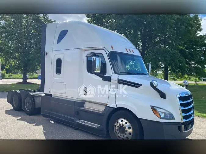 2020 FREIGHTLINER Cascadia 126851f81d919f22fe0dde7c48f6cd7e3cc