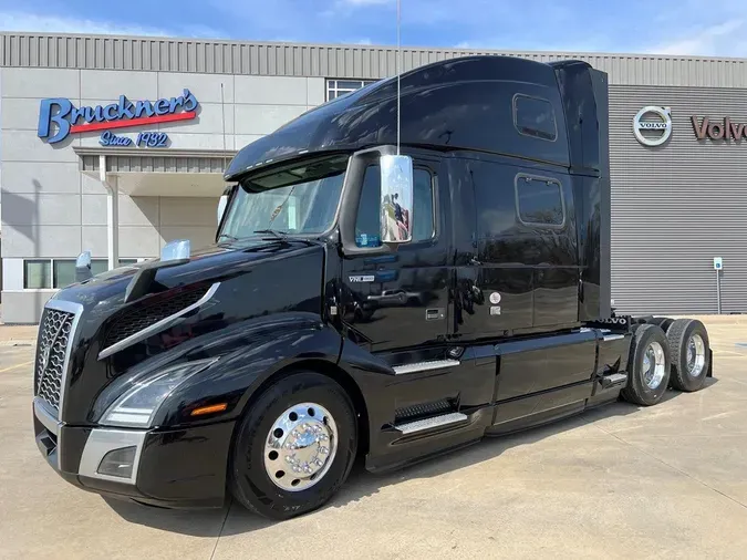 2022 VOLVO VNL64T860852180c0943cc022d2c94e6bc181cd09