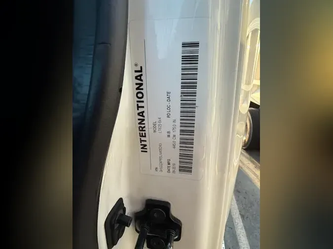 2020 International LT625