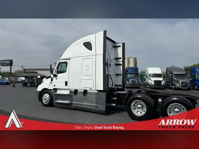 2020 FREIGHTLINER CA126