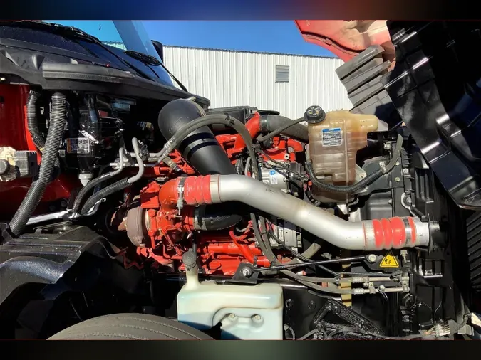 2023 INT LT625 6X4