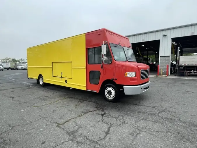 2017 FRTLR CUSTOM CHASSIS CORP MT55