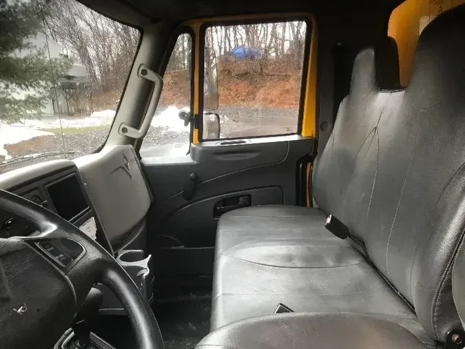 2018 International 4300