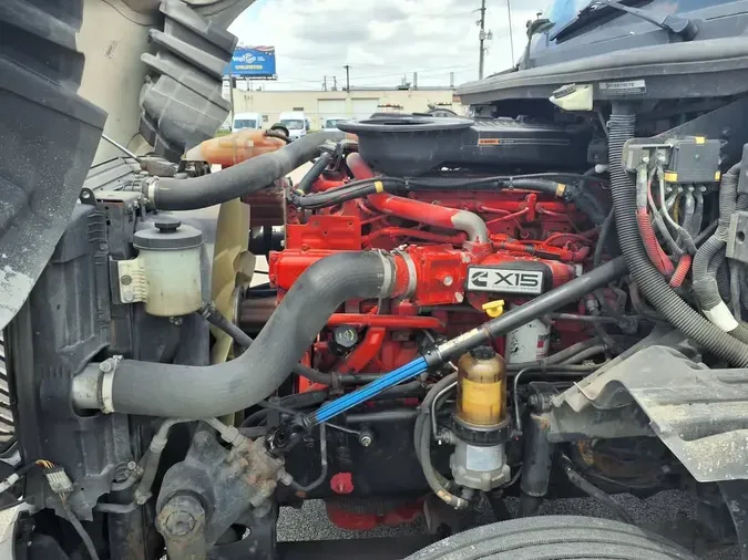 2019 NAVISTAR INTERNATIONAL LT625 SLPR CAB