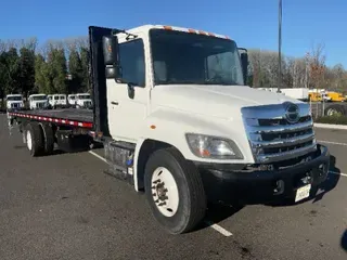 2017 HINO TRUCK 268