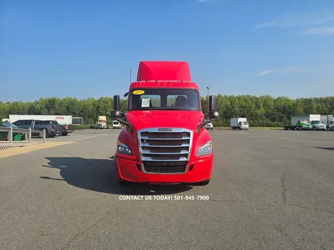 2019 FREIGHTLINER NEW CASCADIA 116