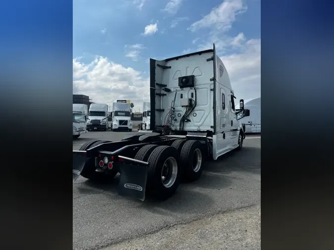 2020 FREIGHTLINER/MERCEDES NEW CASCADIA PX12664