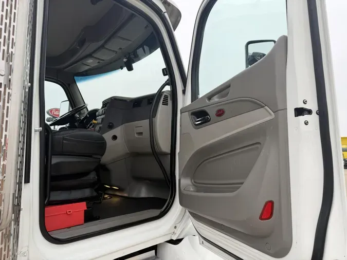 2020 Peterbilt 567