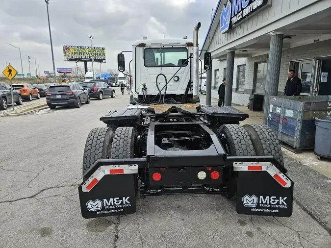 2014 MACK CXU613