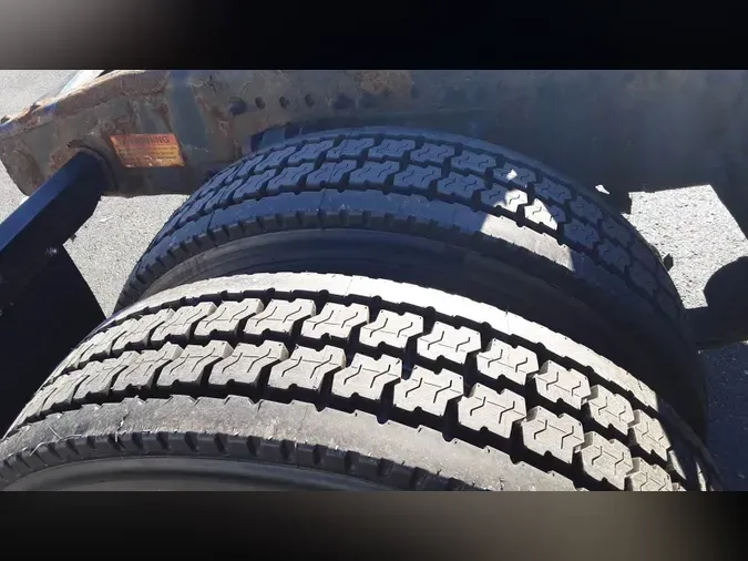2020 Freightliner Cascadia 126