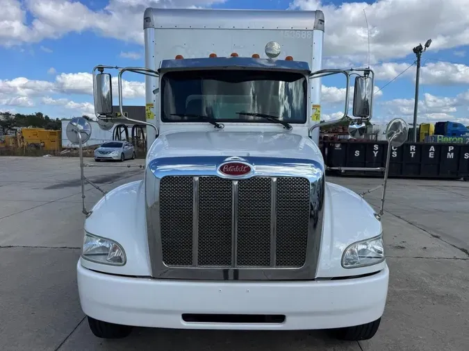 2020 Peterbilt 337