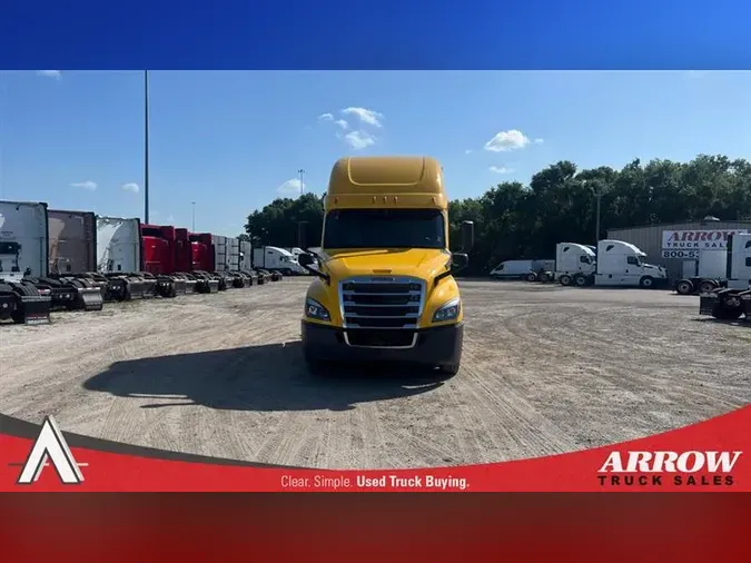2020 FREIGHTLINER CA126