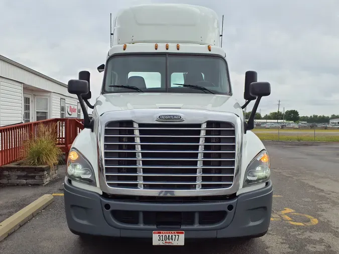 2018 FREIGHTLINER/MERCEDES CASCADIA 125