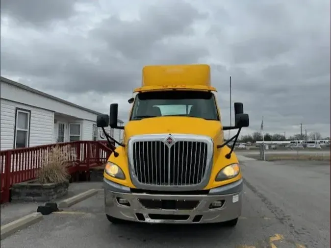 2018 NAVISTAR INTERNATIONAL RH613 DAYCAB S/A