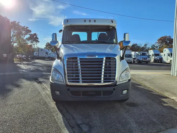 2018 FREIGHTLINER/MERCEDES CASCADIA 1258543c54e38446692cd6035ac6b3f220c