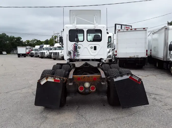 2016 FREIGHTLINER/MERCEDES CASCADIA 125