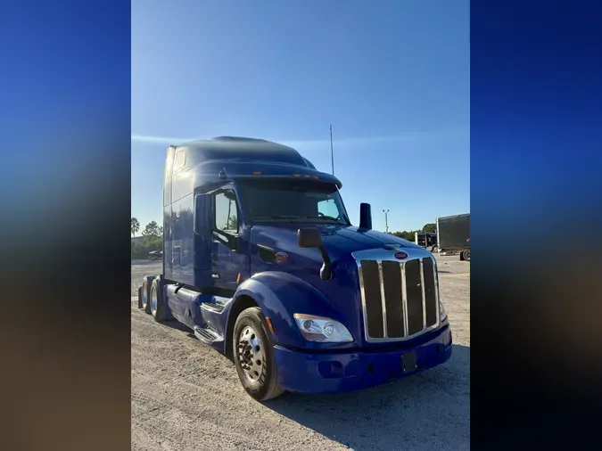 2022 Peterbilt 579