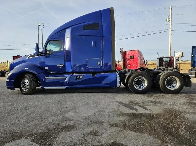 2021 KENWORTH T680