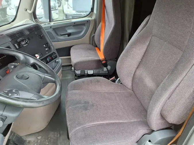 2019 FREIGHTLINER CASCADIA 125