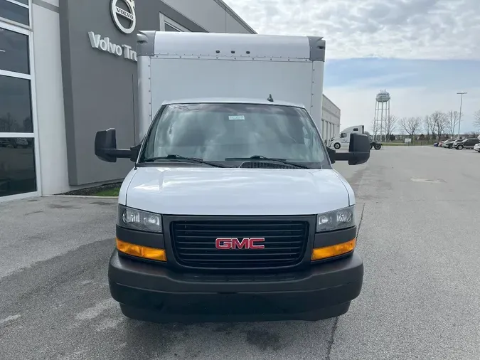 2022 GMC G3500