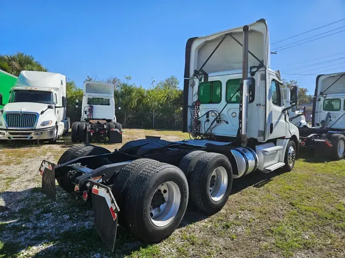 2021 FREIGHTLINER/MERCEDES NEW CASCADIA PX12664