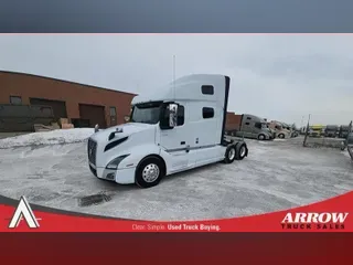 2021 VOLVO VNL760