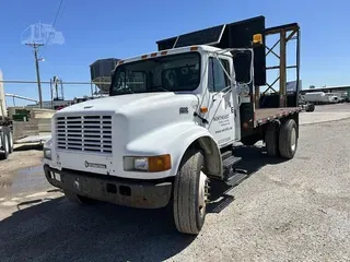 2000 INTERNATIONAL 4700