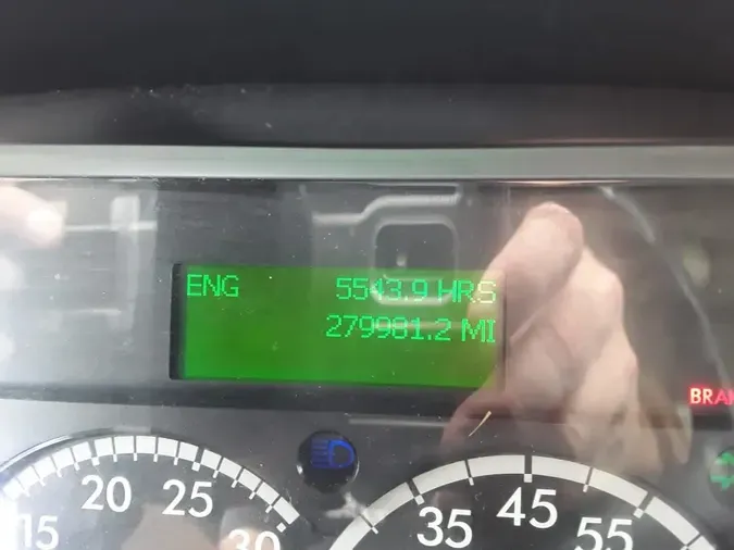2020 FREIGHTLINER M2 106