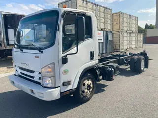 2019 ISUZU NPR HD