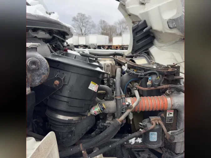 2019 FREIGHTLINER/MERCEDES M2 106