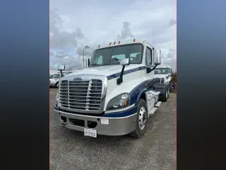 2018 FREIGHTLINER/MERCEDES CASCADIA 125