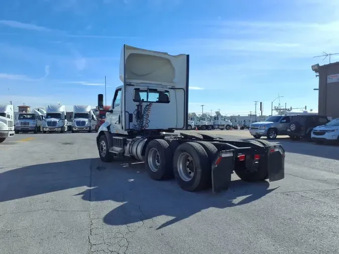 2020 NAVISTAR INTERNATIONAL RH613 DAYCAB T/A