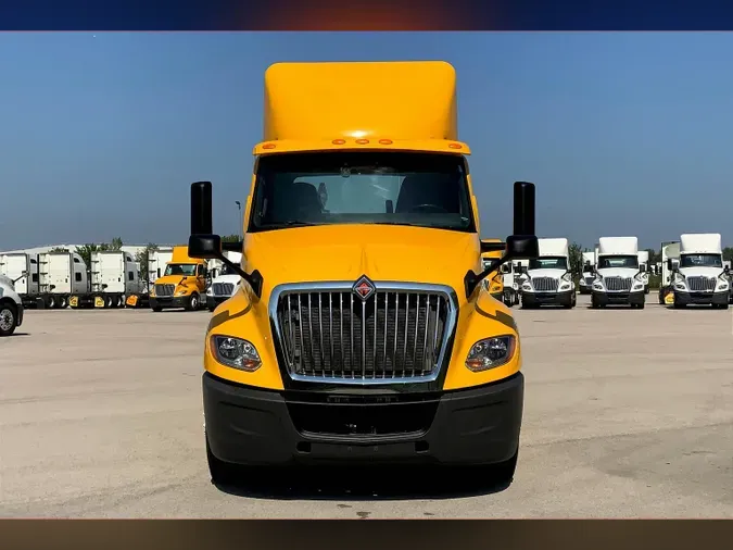 2019 INT LT625 6x4