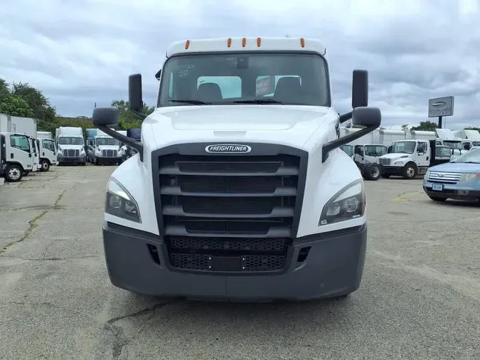 2019 FREIGHTLINER NEW CASCADIA 126