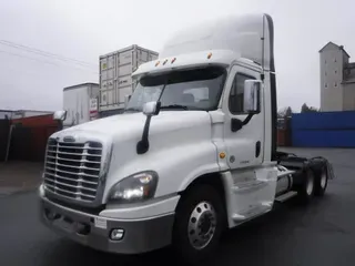 2018 FREIGHTLINER/MERCEDES CASCADIA 125