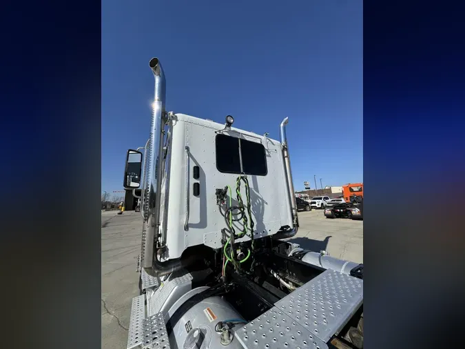 2022 Freightliner CORONADO