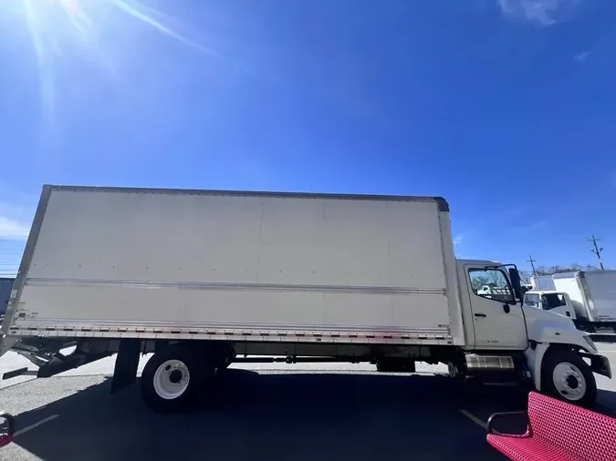 2018 Hino 268A