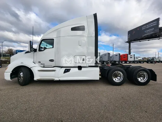 2021 KENWORTH T680