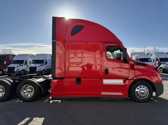 2021 Freightliner Cascadia&reg;