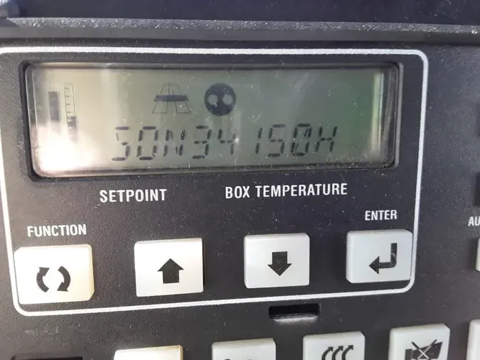 2015 FREIGHTLINER/MERCEDES M2 106