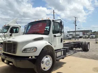 2018 FREIGHTLINER M2 106
