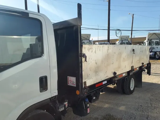 2019 ISUZU NPR
